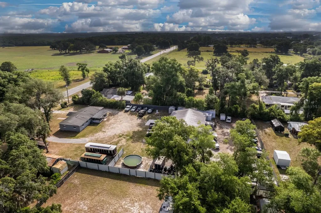 20024 State Road 44 Eustis FL 32736