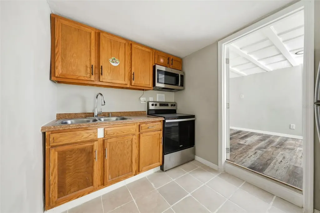 1311 Hillcrest Drive Daytona Beach FL 32114