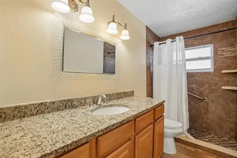 2220 Whitney Place Valrico FL 33594
