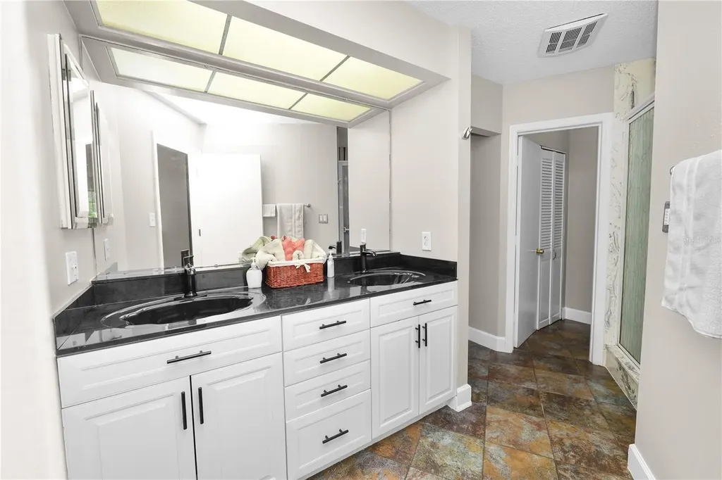 6230 Forestwood Drive W Lakeland FL 33811