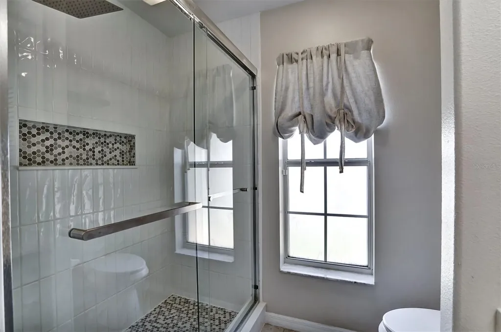 5010 Treasure Cay Road Tavares FL 32778
