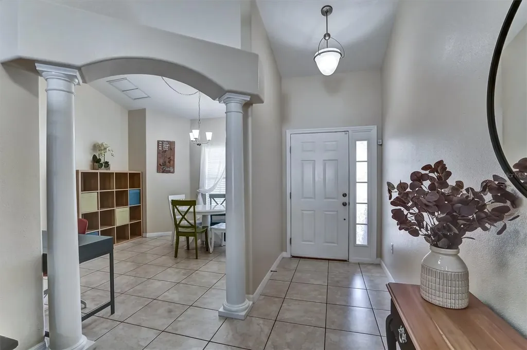 5010 Treasure Cay Road Tavares FL 32778