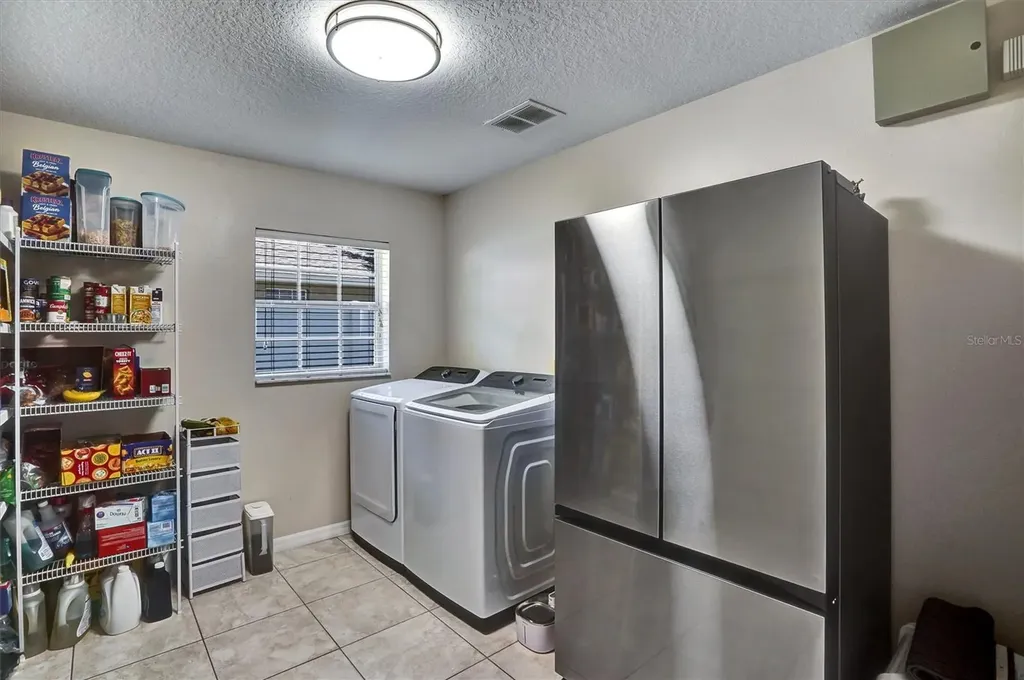 5010 Treasure Cay Road Tavares FL 32778