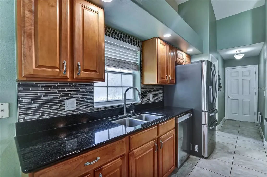 5010 Treasure Cay Road Tavares FL 32778