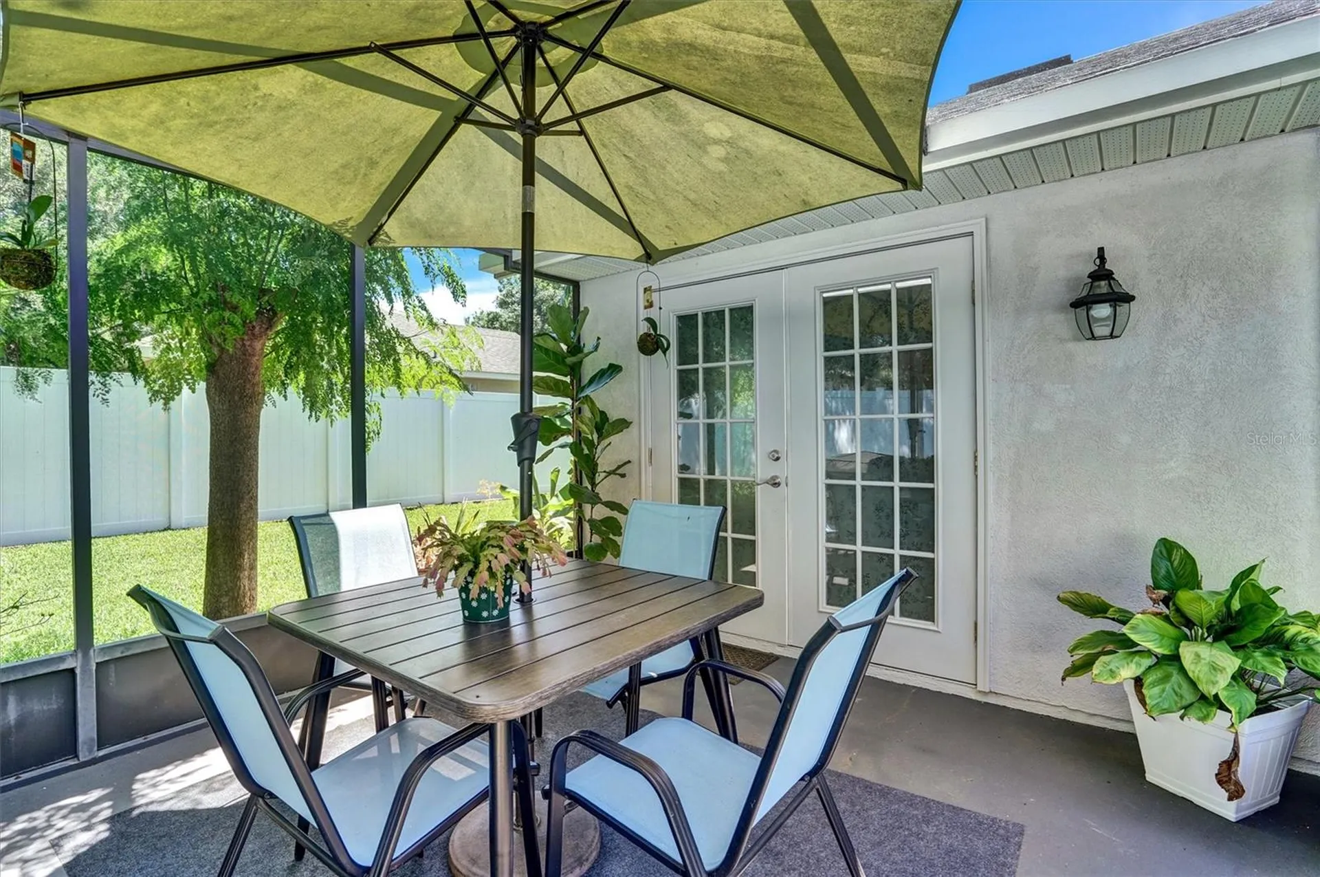 5010 Treasure Cay Road Tavares FL 32778