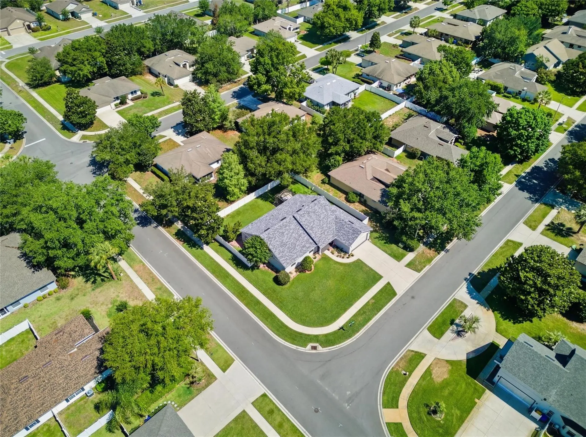 5010 Treasure Cay Road Tavares FL 32778