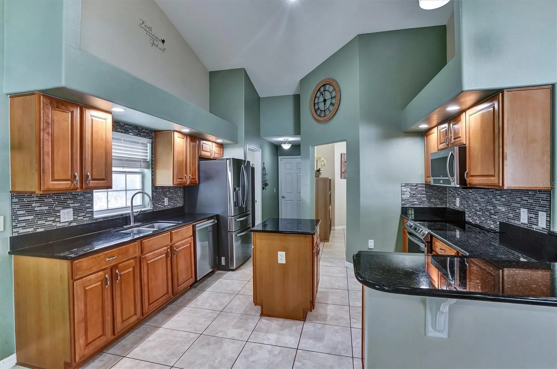5010 Treasure Cay Road Tavares FL 32778