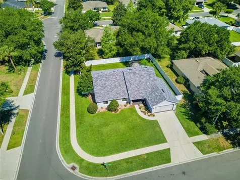 5010 Treasure Cay Road Tavares FL 32778
