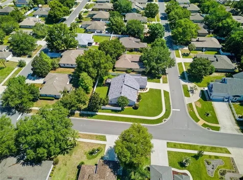 5010 Treasure Cay Road Tavares FL 32778