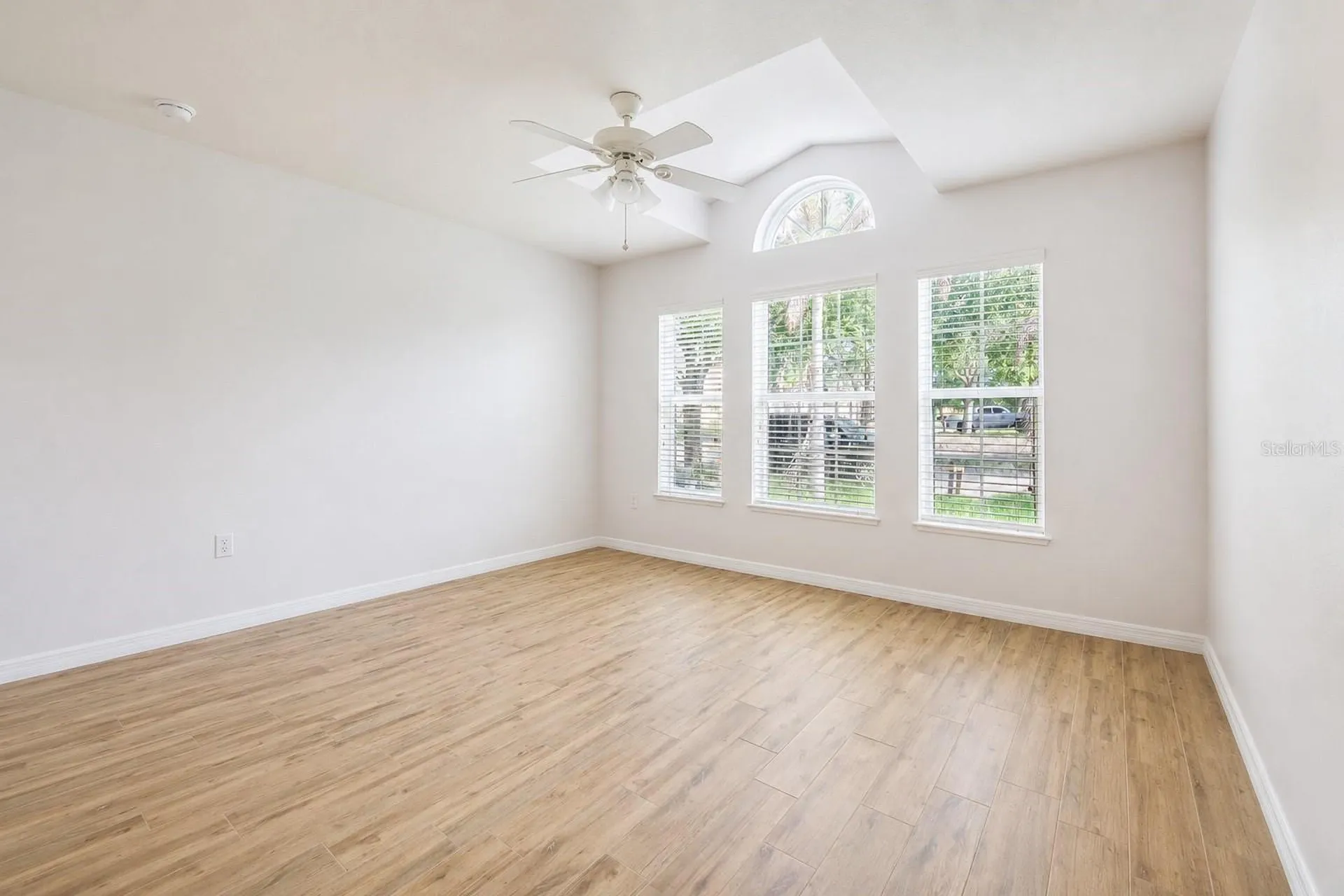 431 Hammerstone Avenue Haines City FL 33844