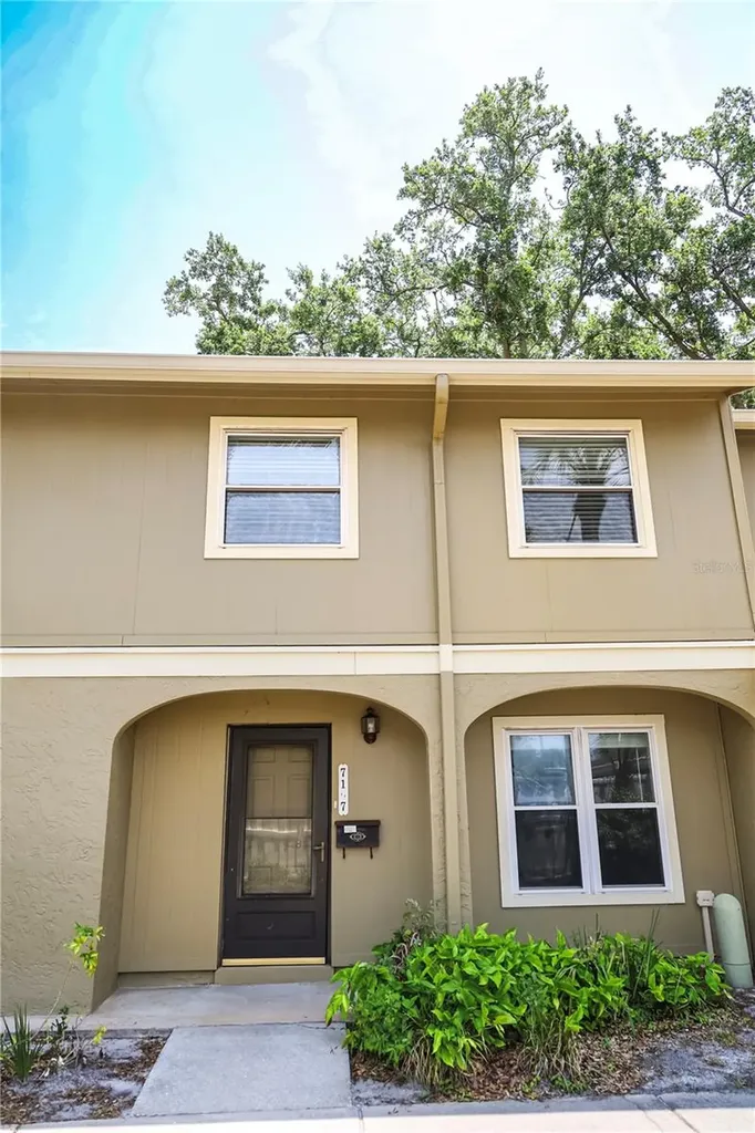 7107 Hernando Court Tampa FL 33615
