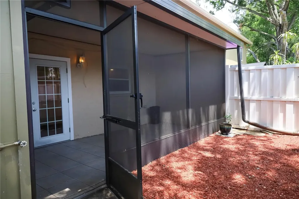 7107 Hernando Court Tampa FL 33615