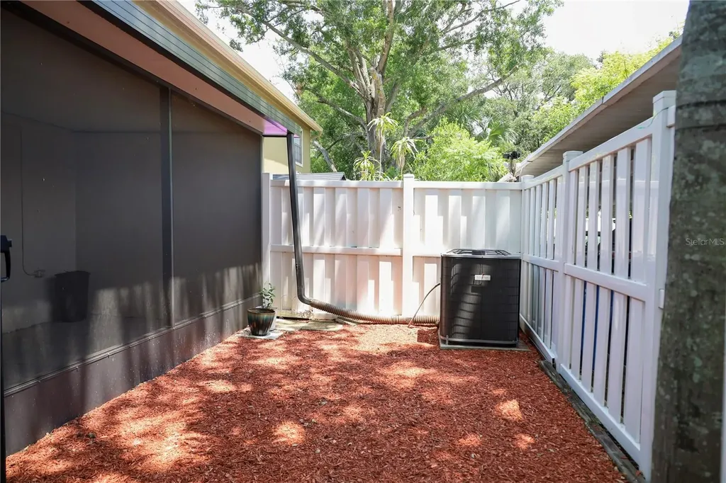 7107 Hernando Court Tampa FL 33615