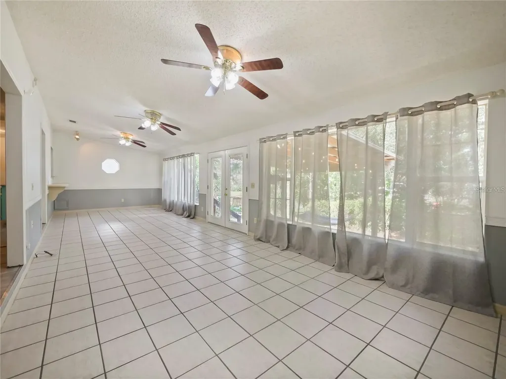 240 Maureen Drive Sanford FL 32771