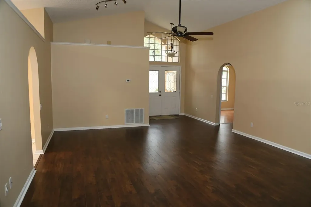 119 N Weathersfield Avenue Altamonte Springs FL 32714