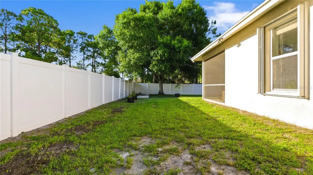2001 SW Fears Avenue Port St Lucie FL 34953