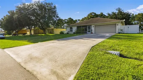 2001 SW Fears Avenue Port St Lucie FL 34953