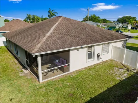 2001 SW Fears Avenue Port St Lucie FL 34953
