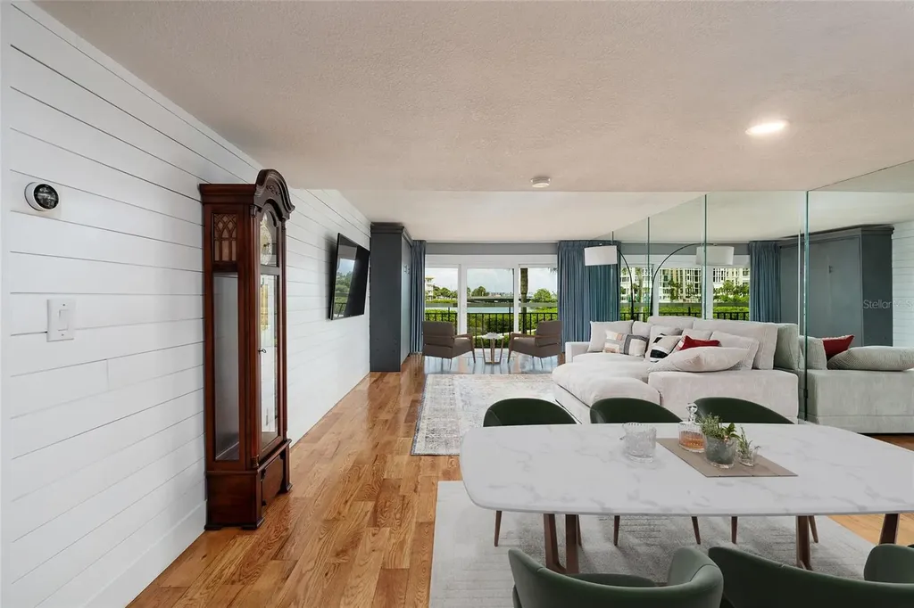 7897 Sailboat Key Boulevard South Pasadena FL 33707