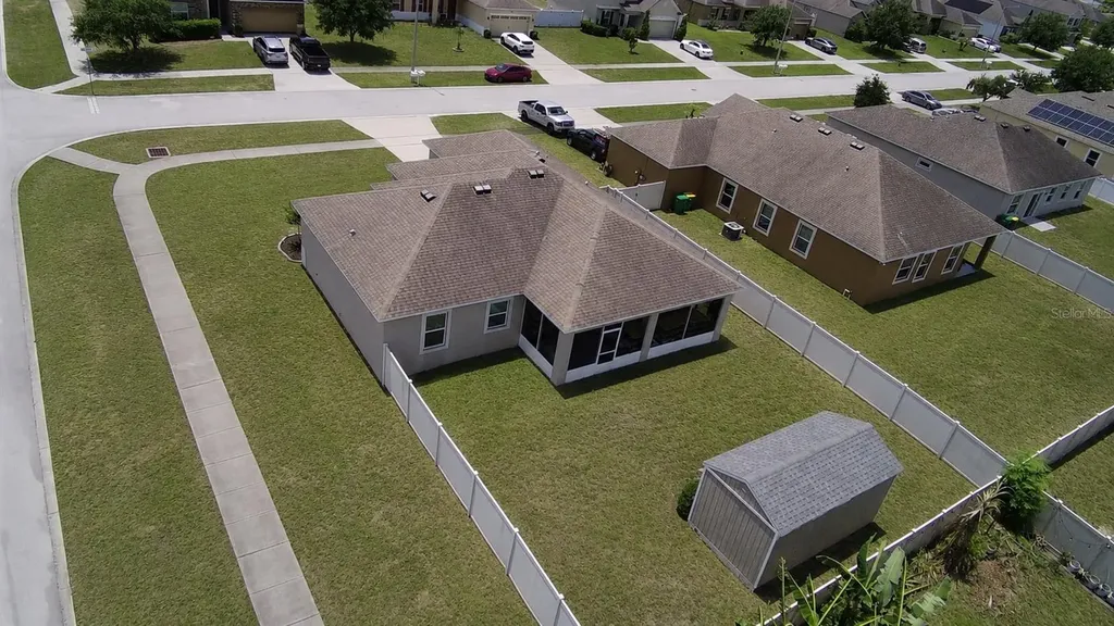 3300 Lynrock Avenue Dundee FL 33838