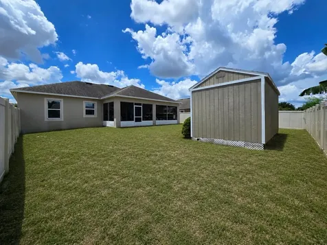 3300 Lynrock Avenue Dundee FL 33838