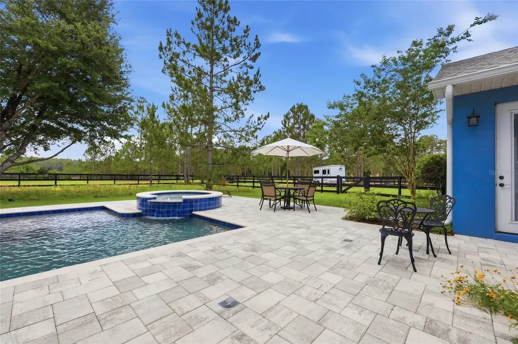 35620 Pinegate Trail Eustis FL 32736