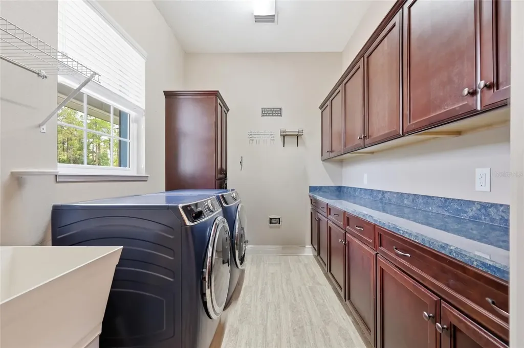35620 Pinegate Trail Eustis FL 32736