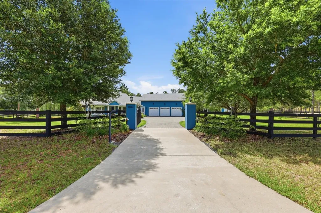 35620 Pinegate Trail Eustis FL 32736