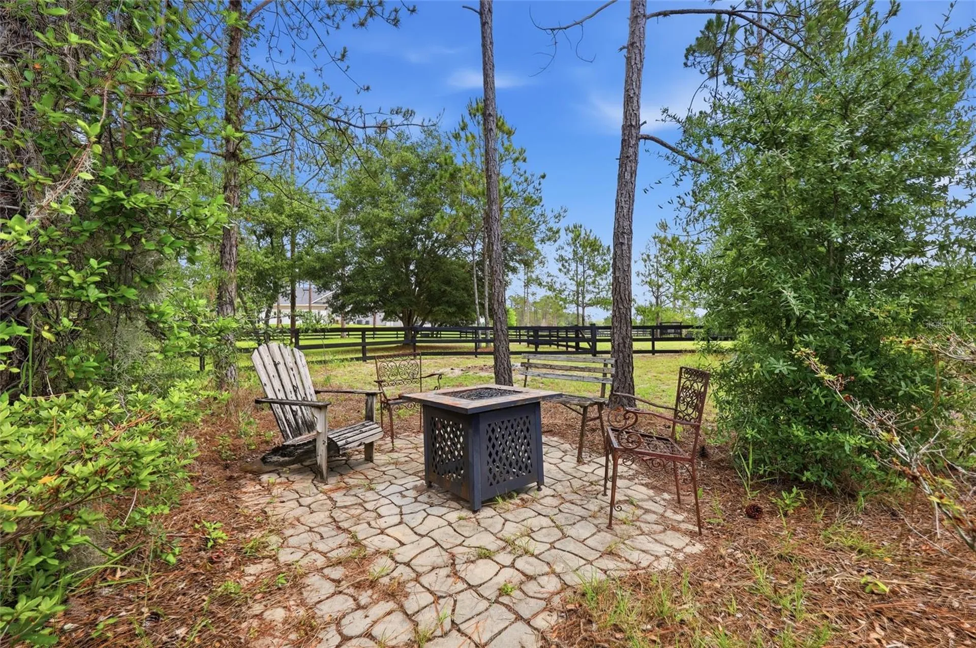 35620 Pinegate Trail Eustis FL 32736
