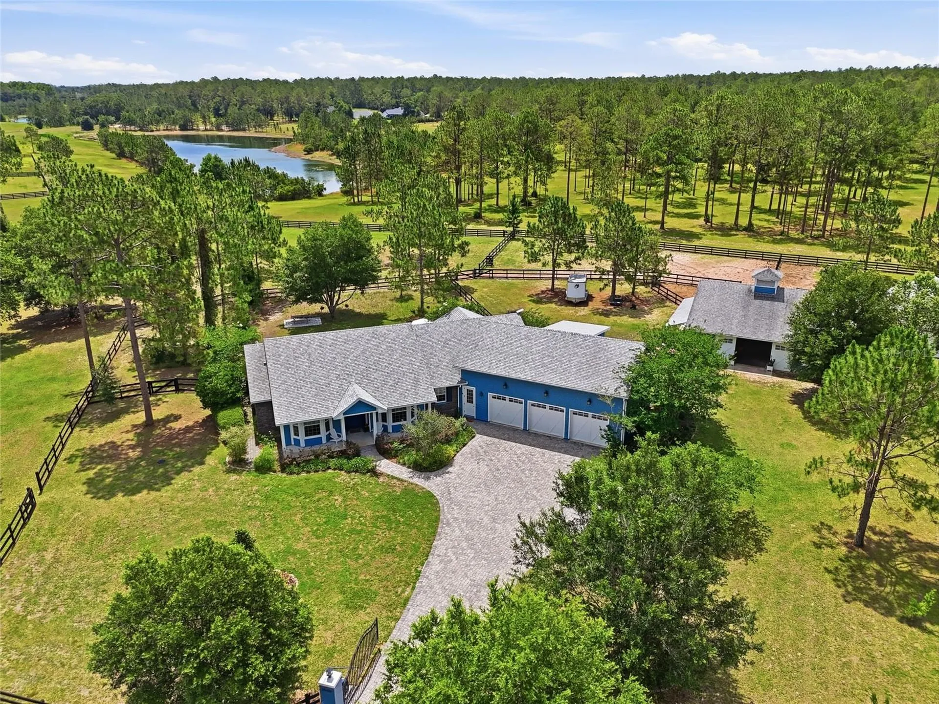35620 Pinegate Trail Eustis FL 32736