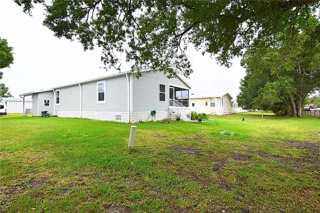 915 Lantania Place Oviedo FL 32765
