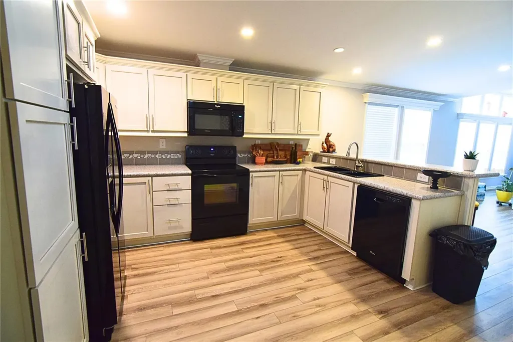 915 Lantania Place Oviedo FL 32765