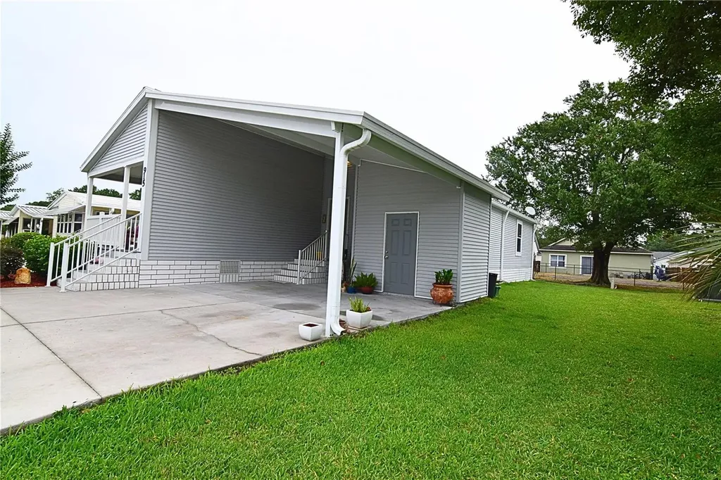 915 Lantania Place Oviedo FL 32765