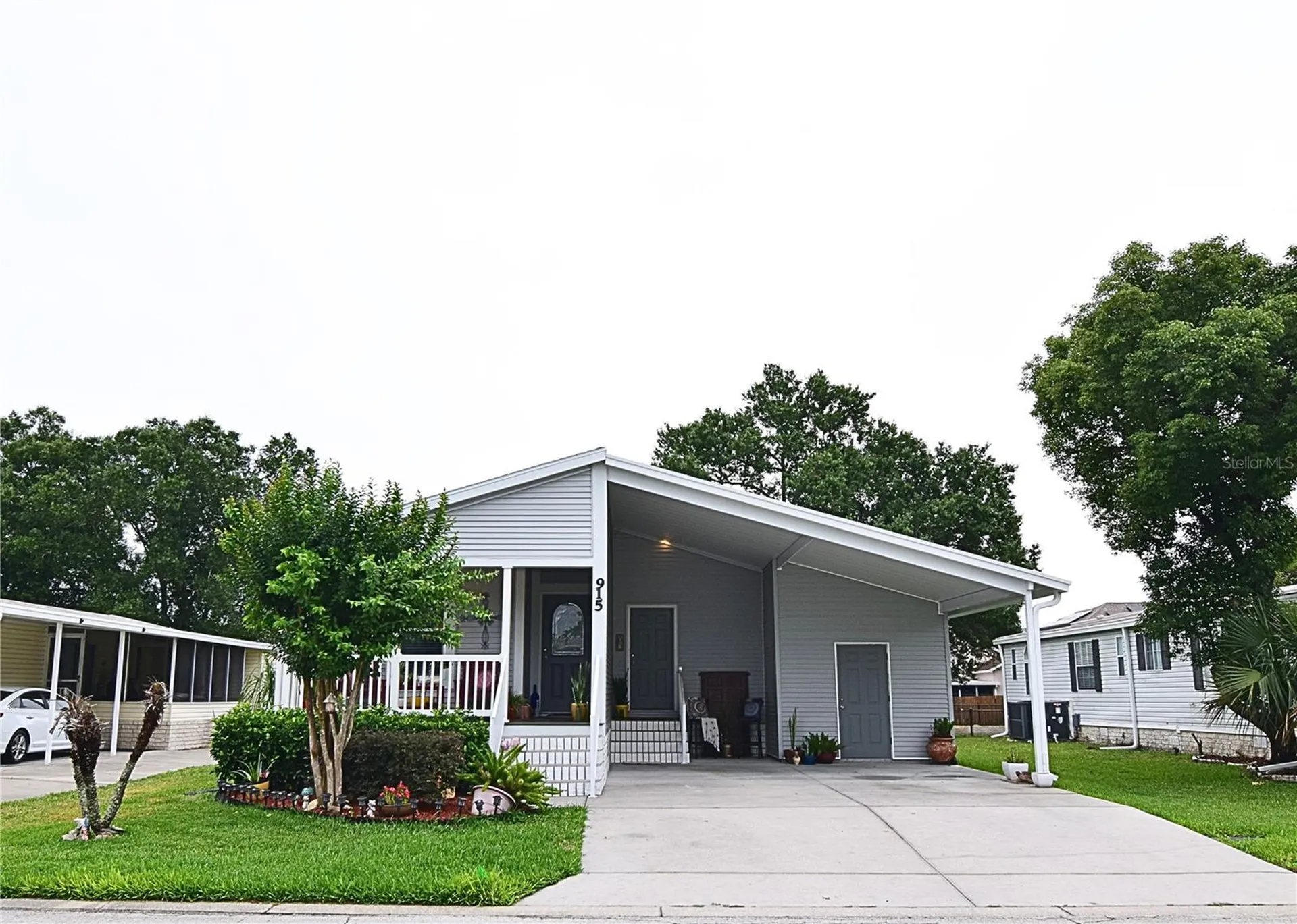 915 Lantania Place Oviedo FL 32765