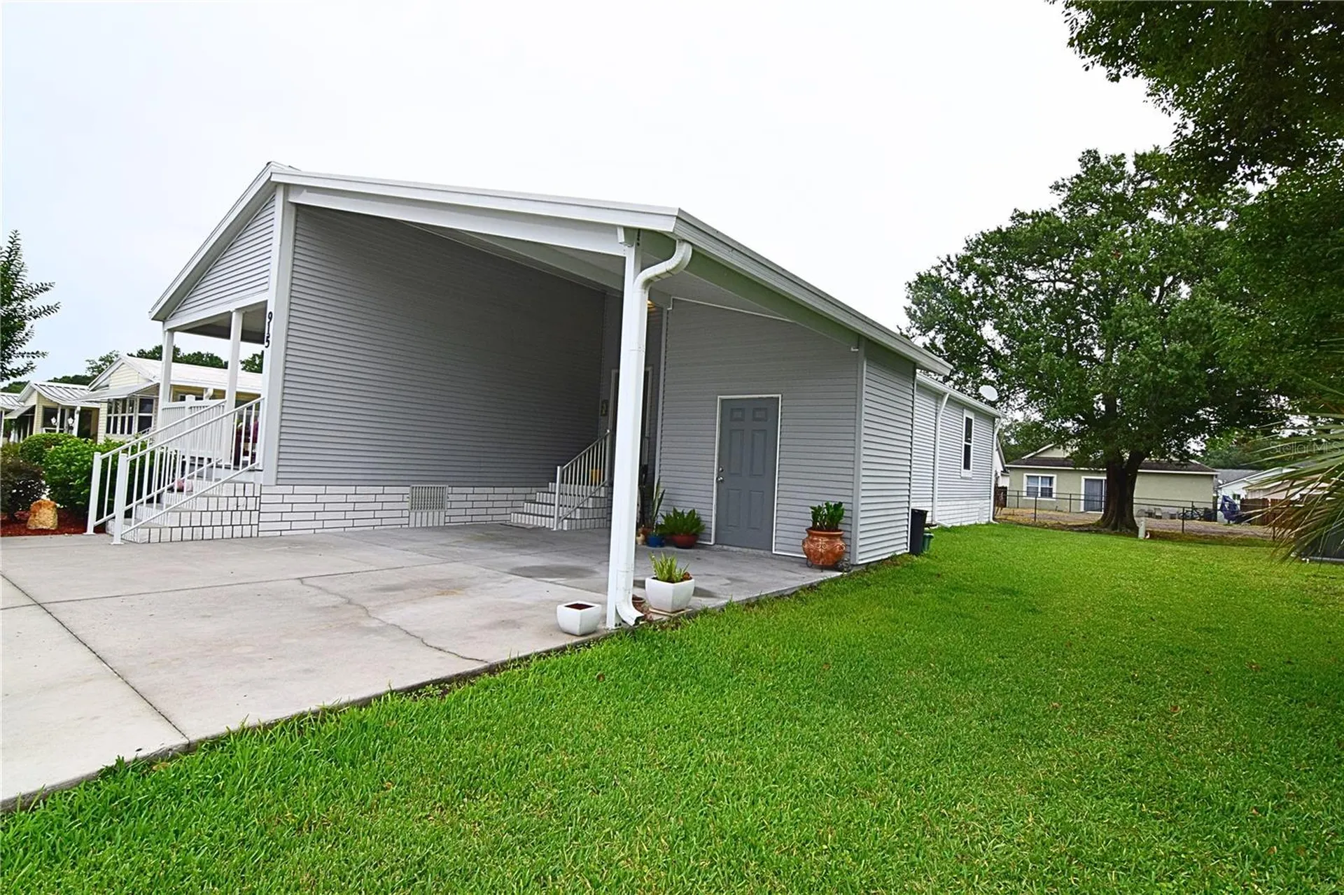 915 Lantania Place Oviedo FL 32765