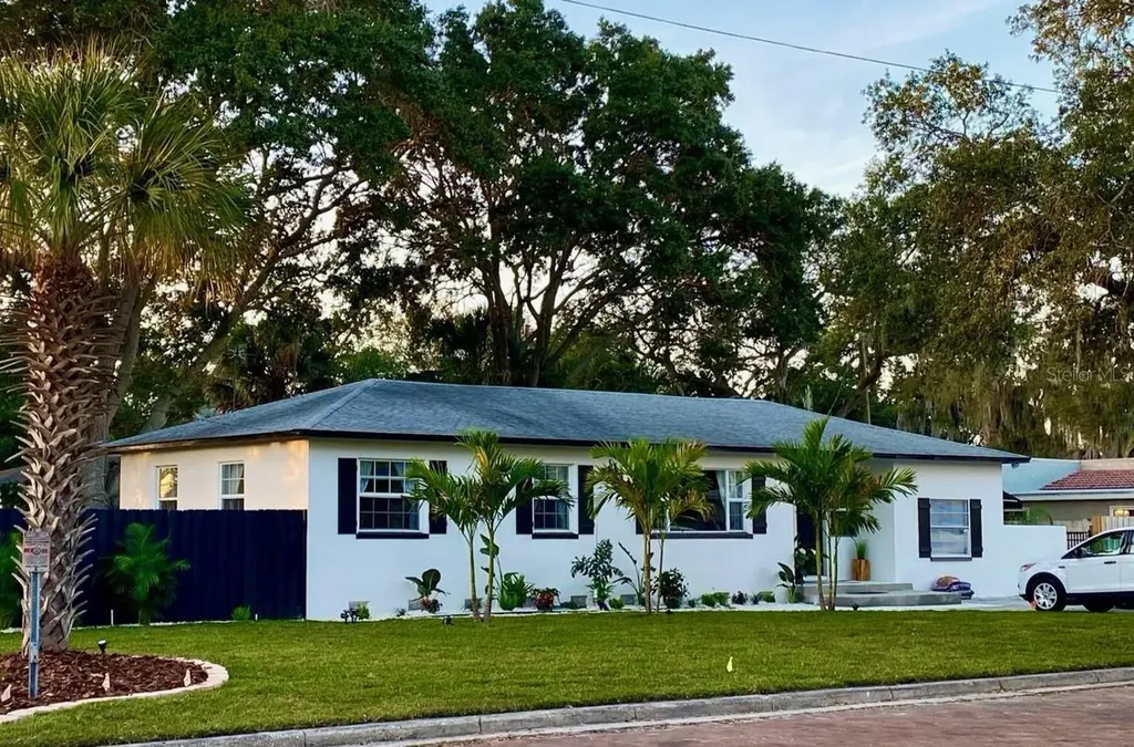 1600 Pasadena Drive Dunedin FL 34698