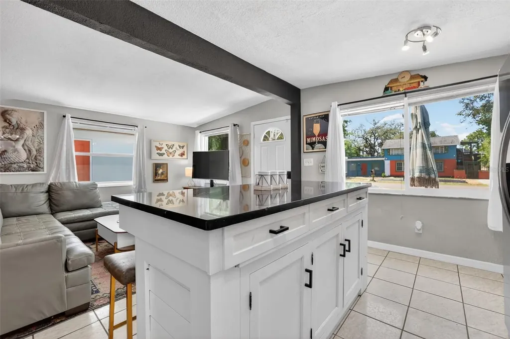 5025 9th Avenue S Gulfport FL 33707