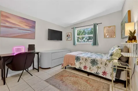 5025 9th Avenue S Gulfport FL 33707