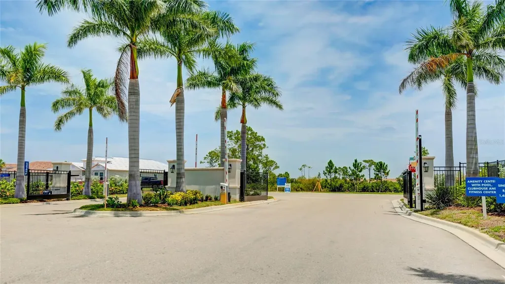 333 Daylily Boulevard Nokomis FL 34275