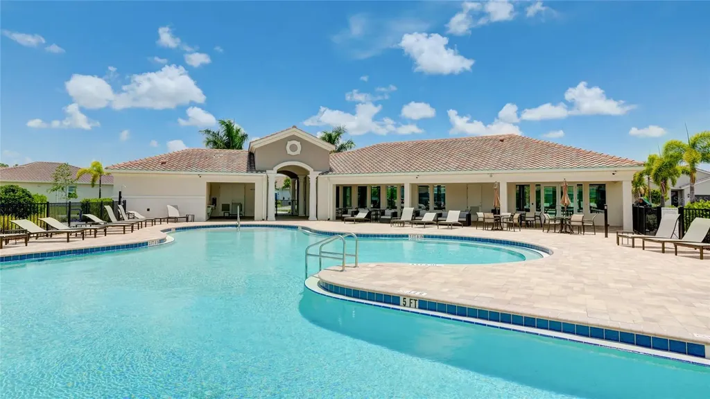 333 Daylily Boulevard Nokomis FL 34275