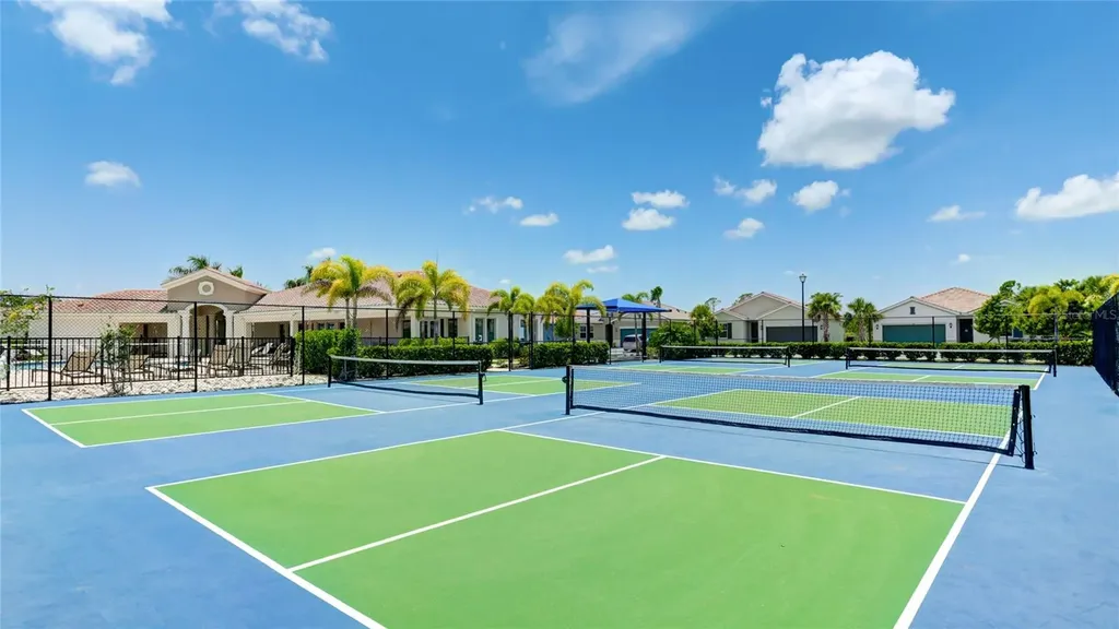 333 Daylily Boulevard Nokomis FL 34275