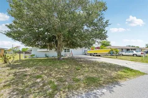 3275 Elkcam Boulevard Port Charlotte FL 33952