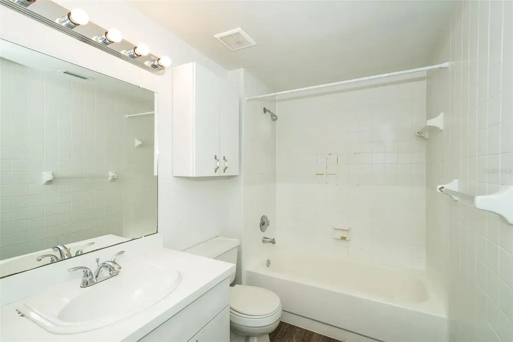 8229 Malvern Circle Tampa FL 33634