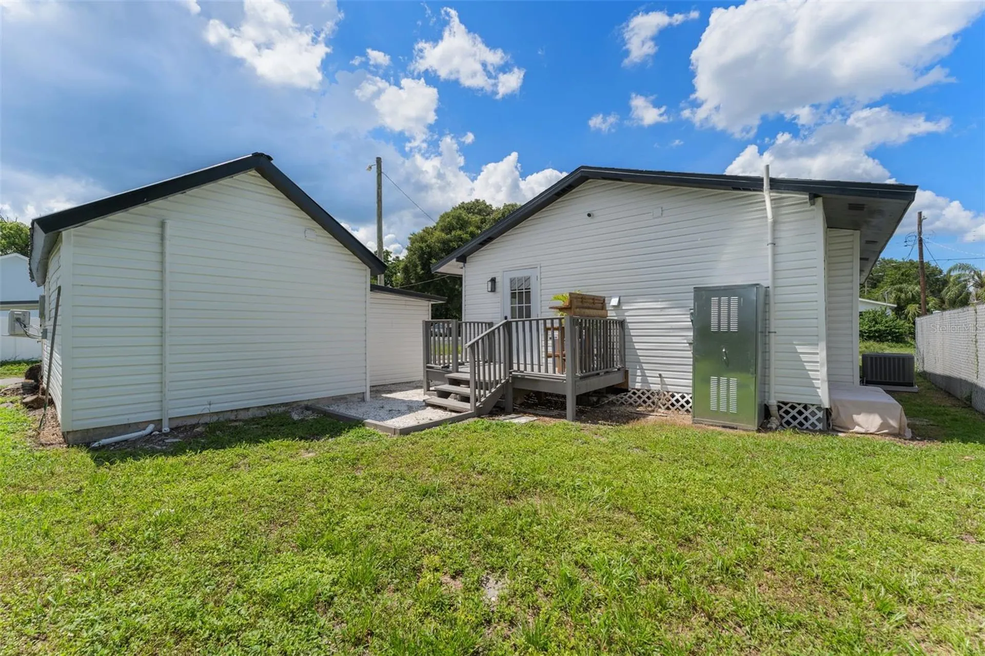 501 E Cluster Avenue Tampa FL 33604