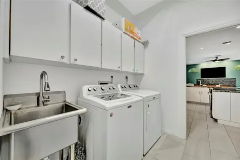 2309 45th Court W Bradenton FL 34209