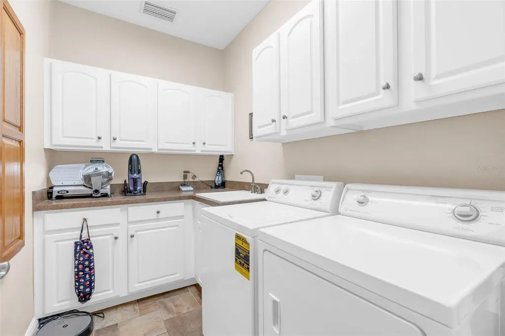 1010 Geryl Way Deland FL 32724