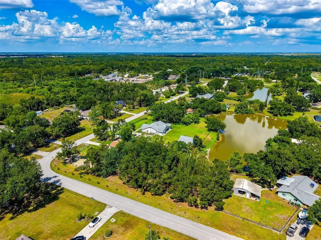6104 26th Avenue E Bradenton FL 34208