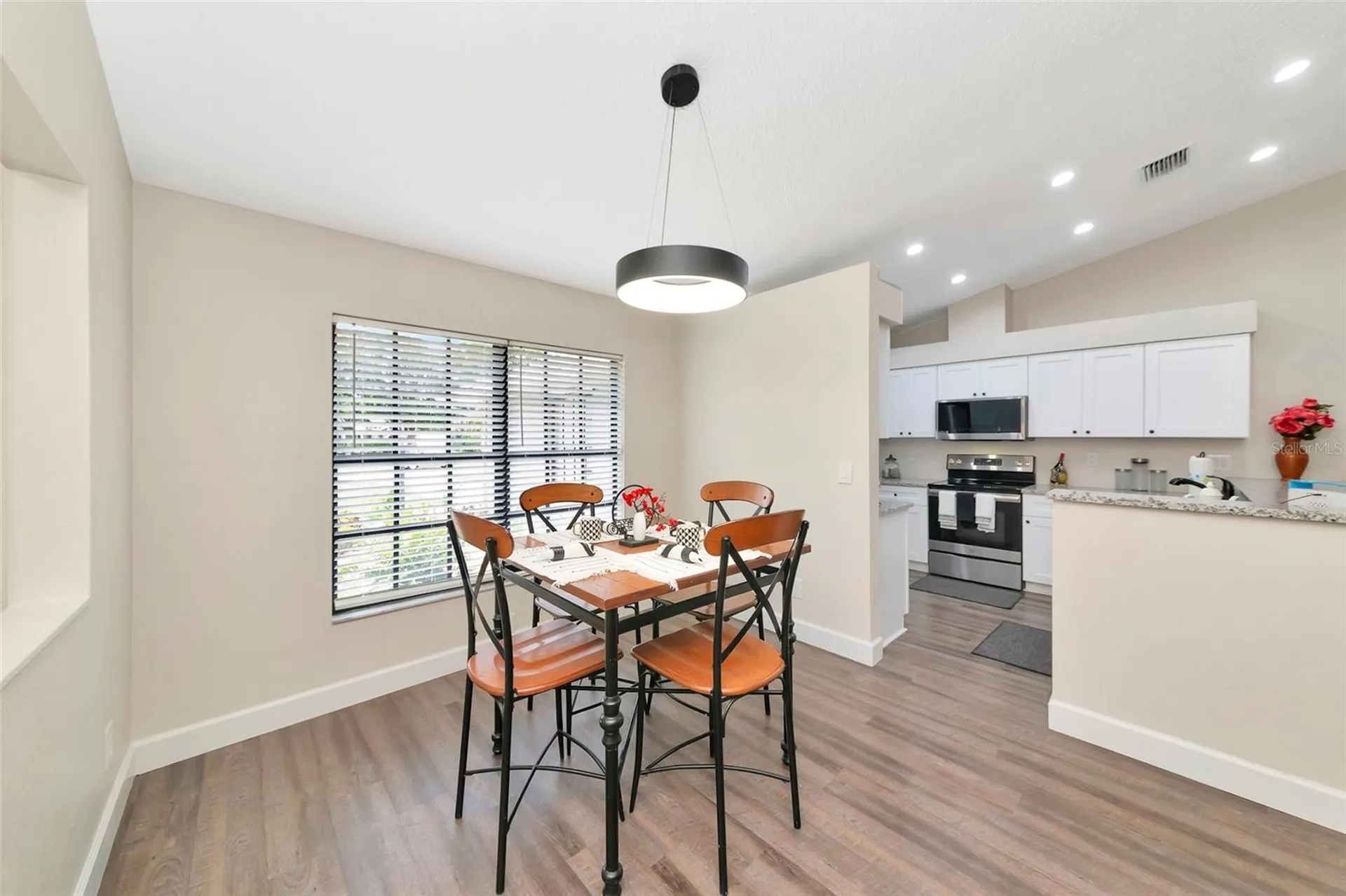 6104 26th Avenue E Bradenton FL 34208