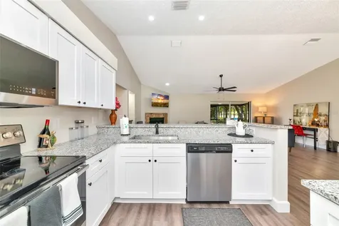 6104 26th Avenue E Bradenton FL 34208