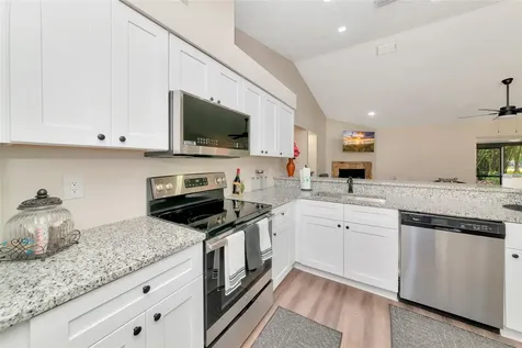 6104 26th Avenue E Bradenton FL 34208